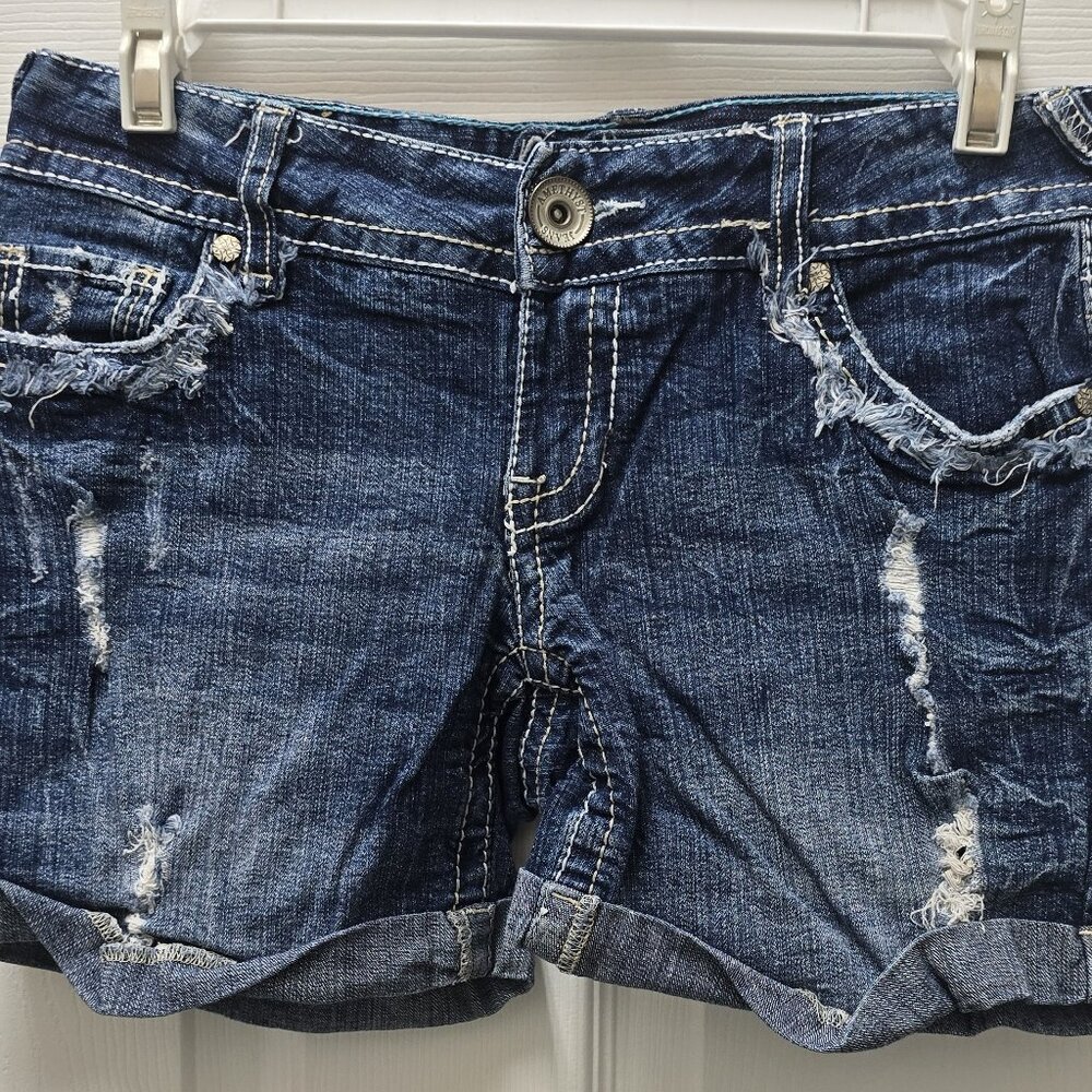 Amethyst Youth Hot Short 1